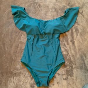 TIME AND TRU ONE PIECE SWIMSUIT